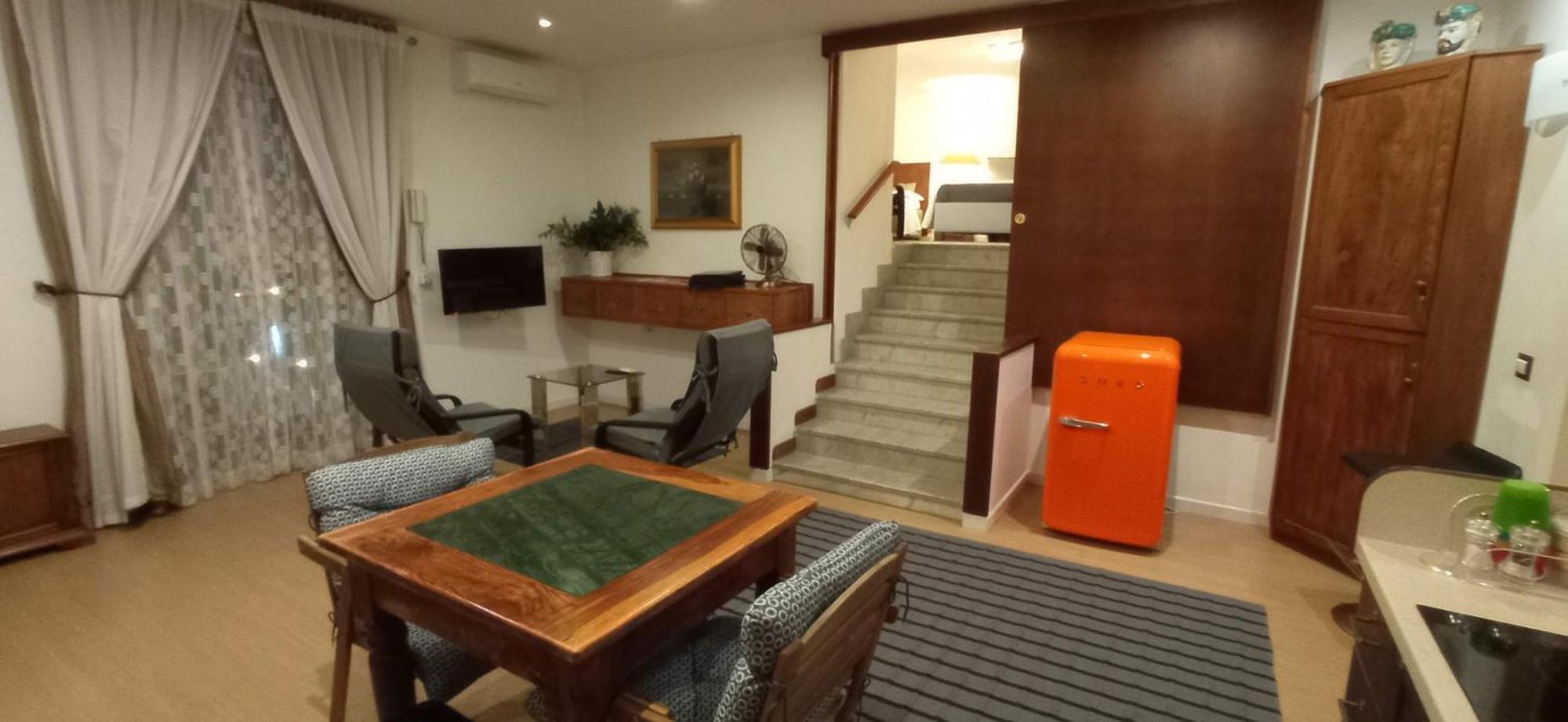 La Residenza Napoli Chiaia Short Let Apartment Superior Via Chiaia 82 ภายนอก รูปภาพ