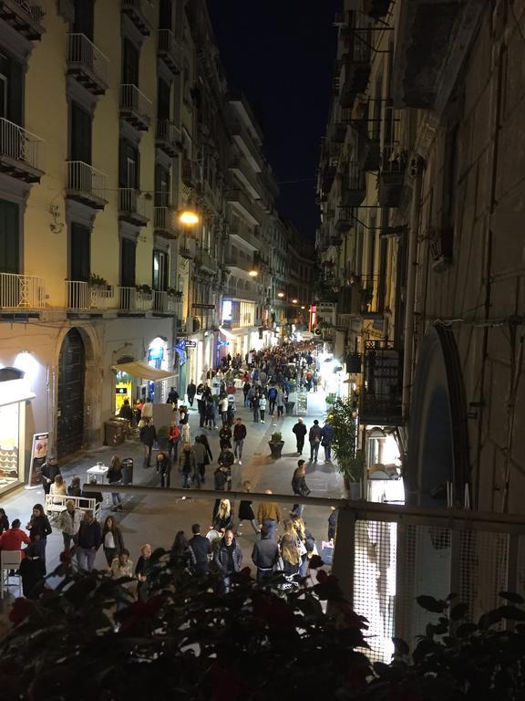 La Residenza Napoli Chiaia Short Let Apartment Superior Via Chiaia 82 ภายนอก รูปภาพ